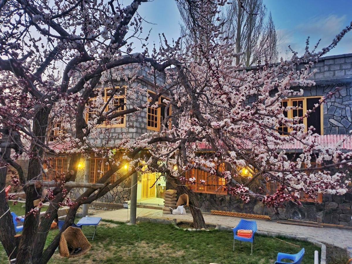 Sehrish Guest House Skardu Exterior photo
